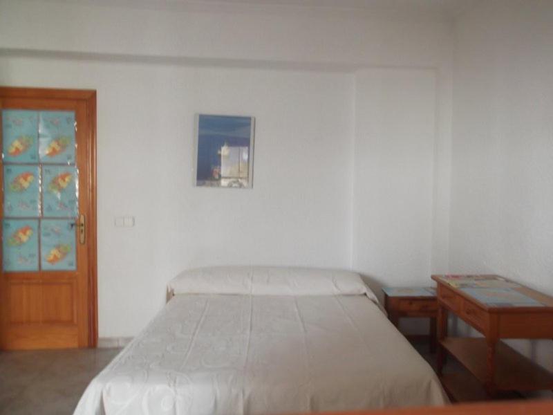 Casa De Huespedes El Almendro Hotel Ibiza Town Room photo